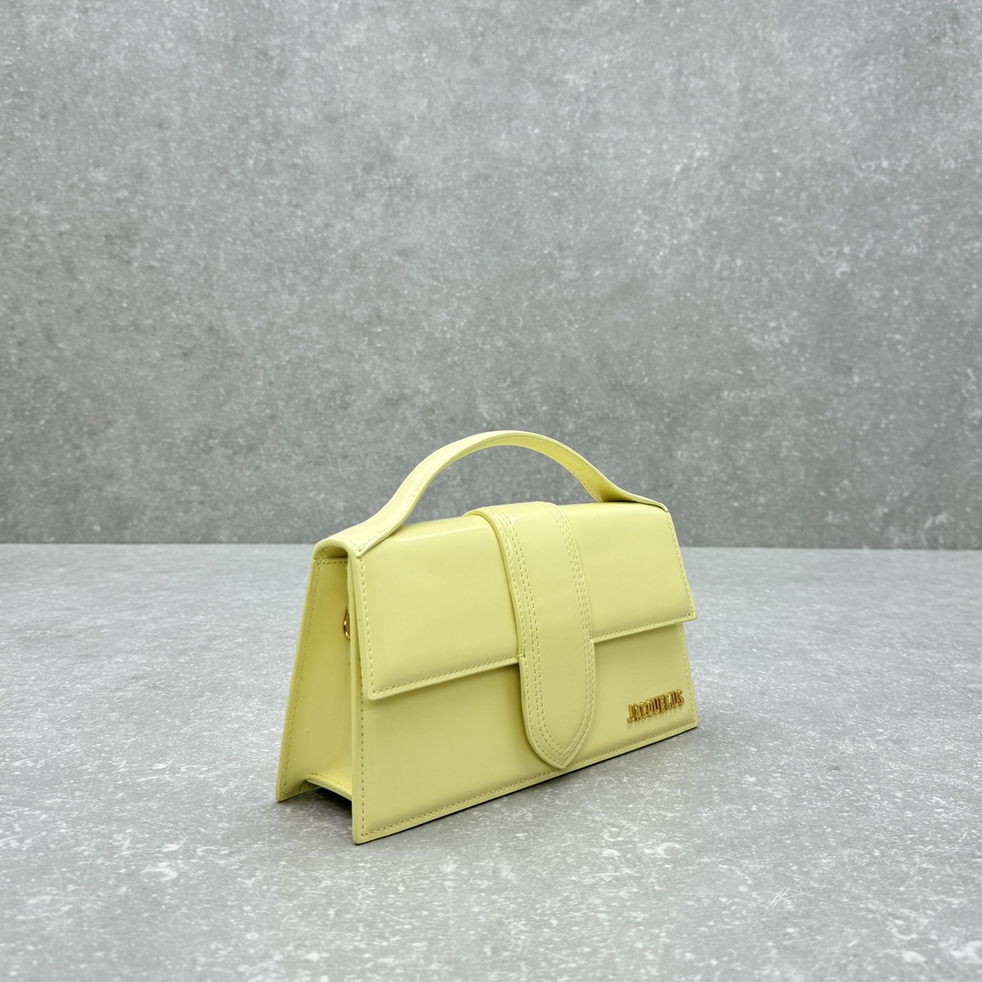 Jacquemus Satchel Bags